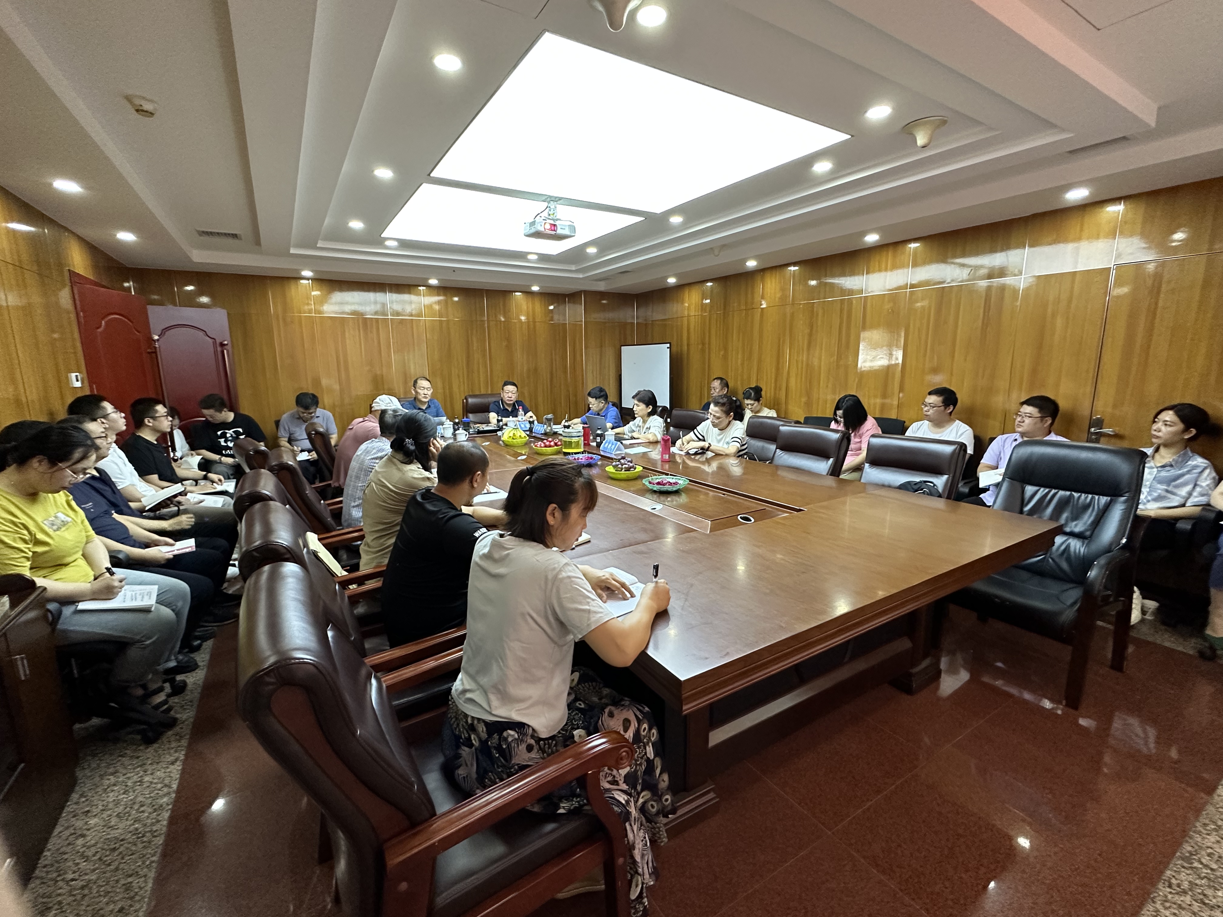 陕西省特种设备协会鉴定评审组对我公司压力管道设计许可换证进行现场鉴定评审